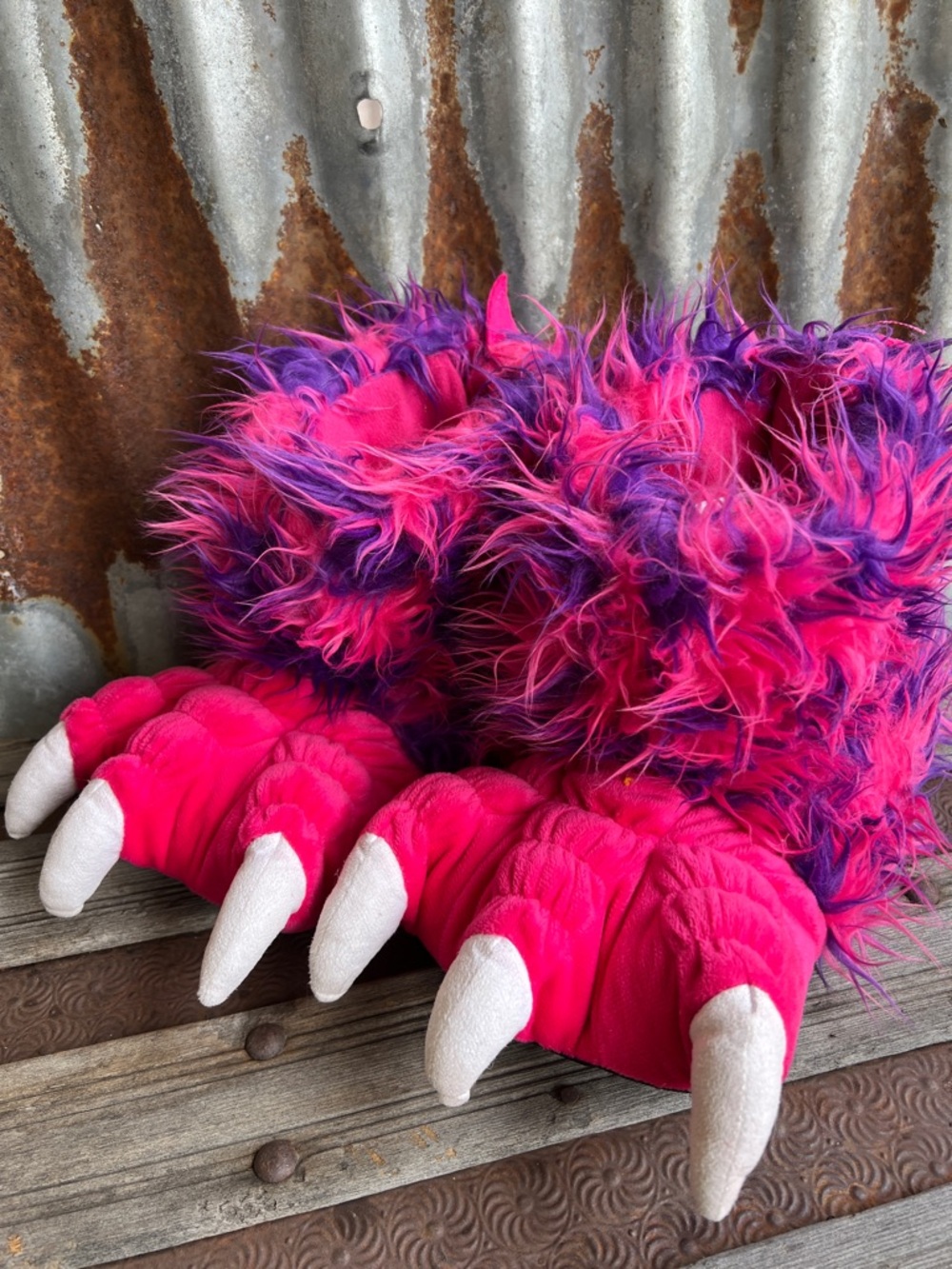 Lazy One Kids Pink + Purple Monster Paw Slippers Kids size Medium 13 - 3